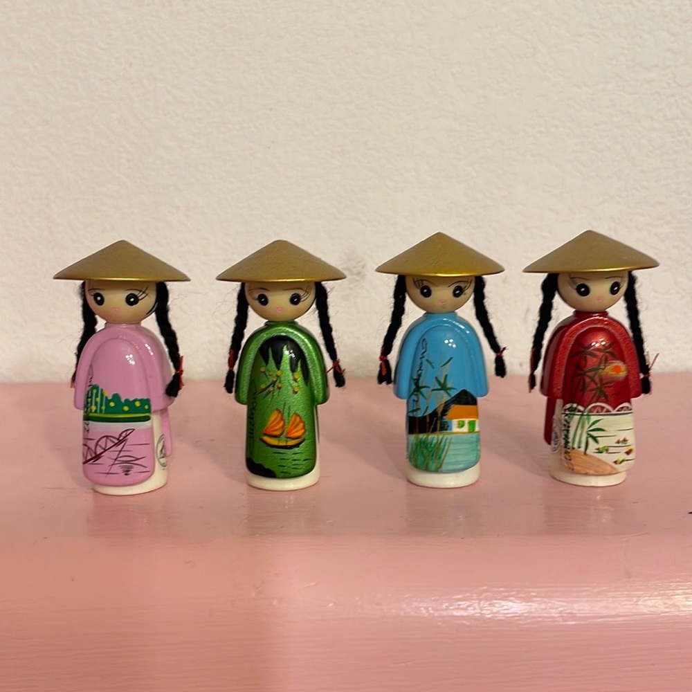 Vintage Oriental Asian Thai Mini Ceramic Dolls. 2.4” Tall. USED!